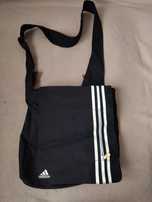 Toba Adidas na ramię w idealnym stanie.