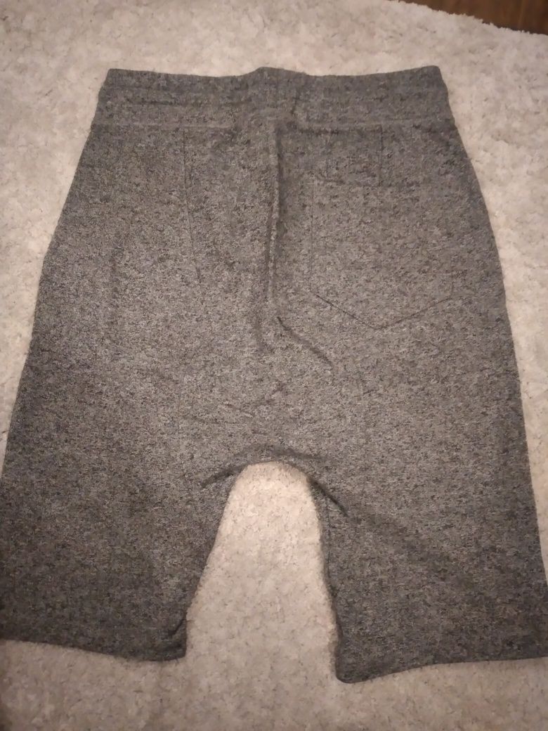 Spodnie dresowe męskie 3/4 H&M