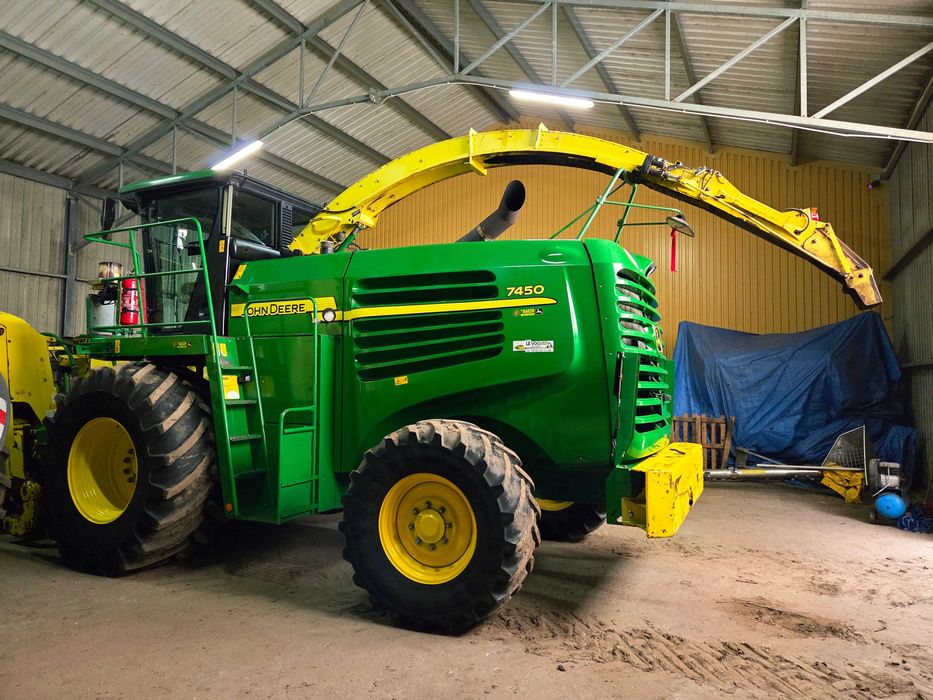 Świeżo Sprowadzona Sieczkarnia John Deere 7450, 2009 rok 2100H Orginał