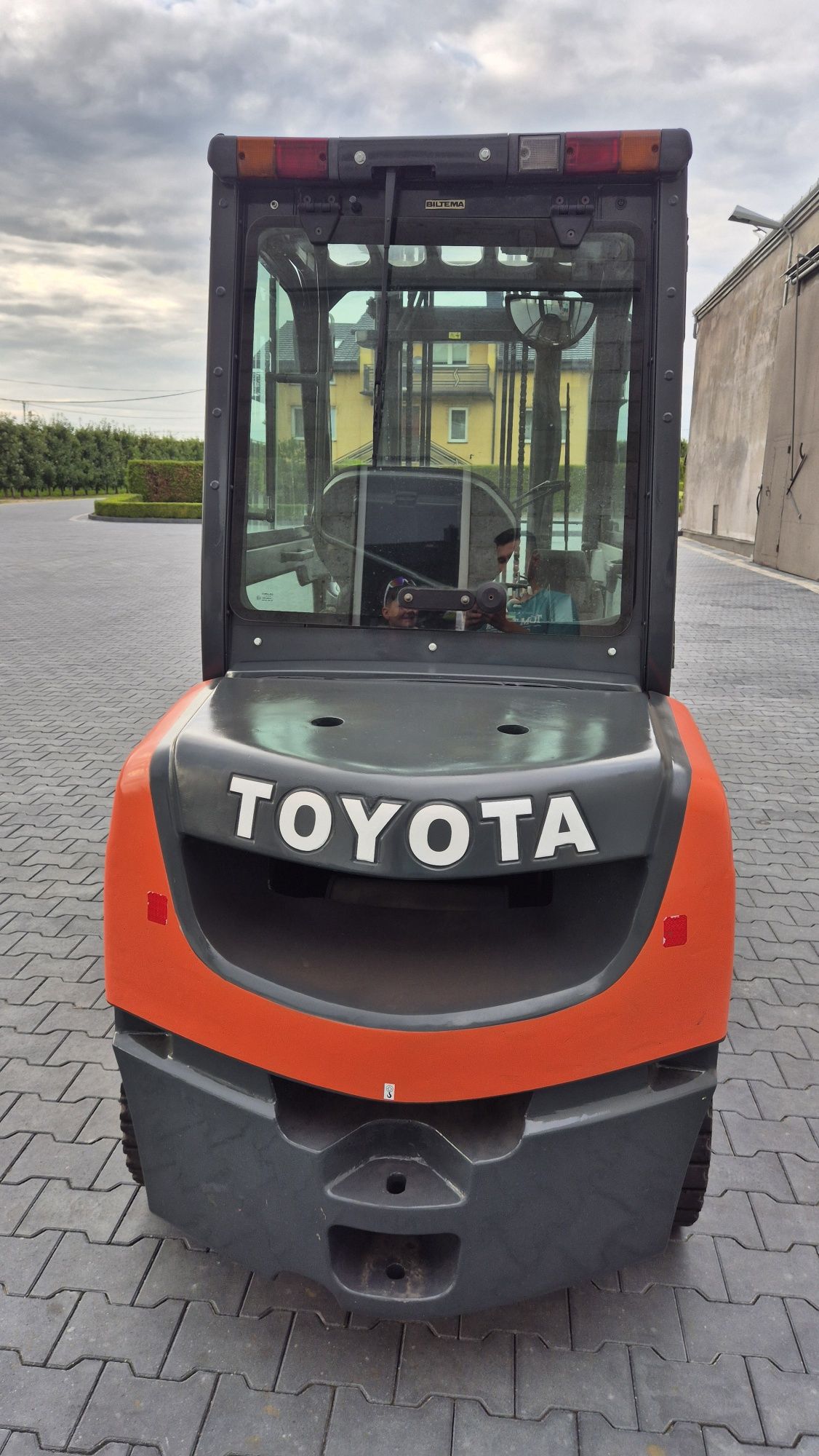 Wózek widłowy TOYOTA 8FDF30, duplex, przesuw, DIESEL