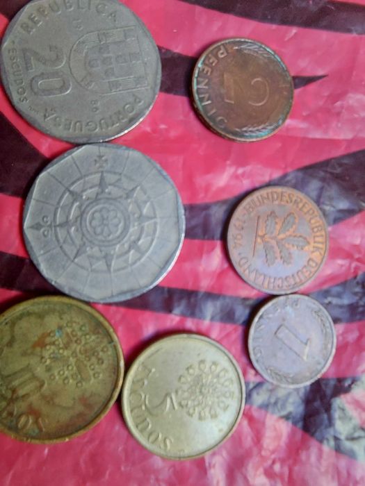 Moedas antigas varios paises
