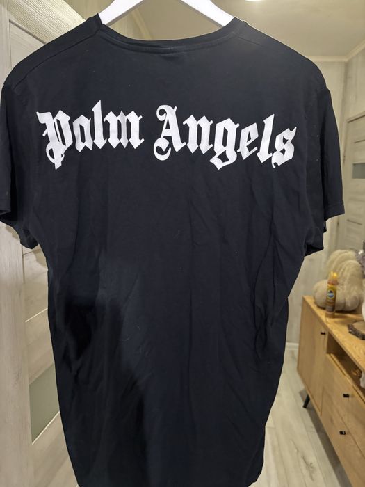 Tiszert Palm Angels.
