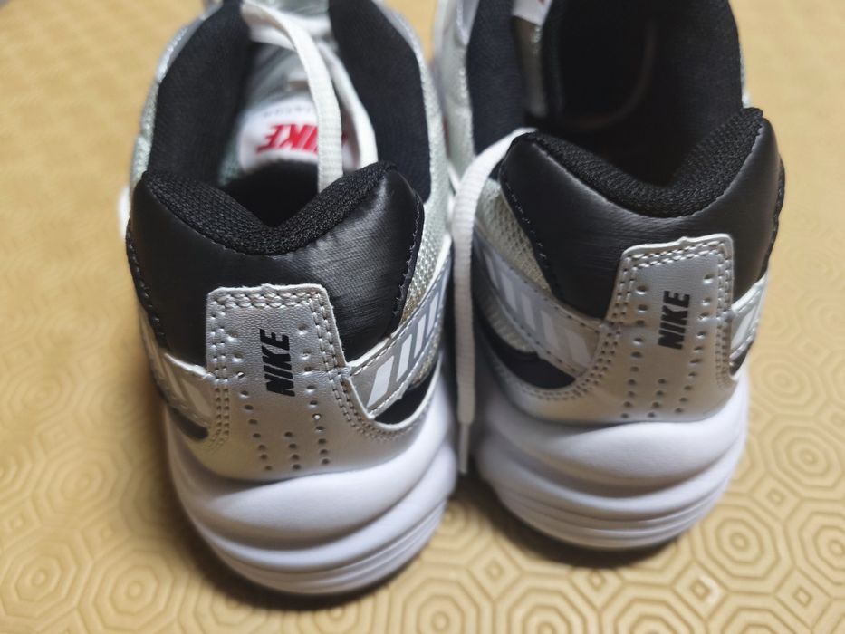 Sapatilhas Nike Initiator Cinza Homem 41