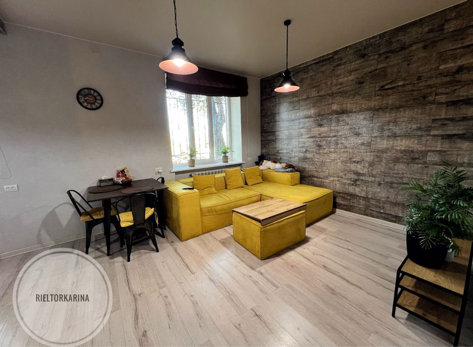 ТЦ Кіт/Скороходова 2к квартира з індивідуальним газ. Опаленням