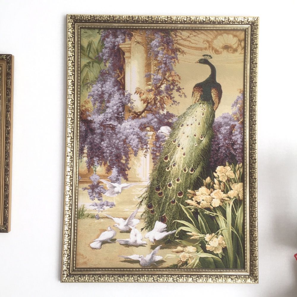 Гобелен, Павлин и голуби, размер картины 107х77 см