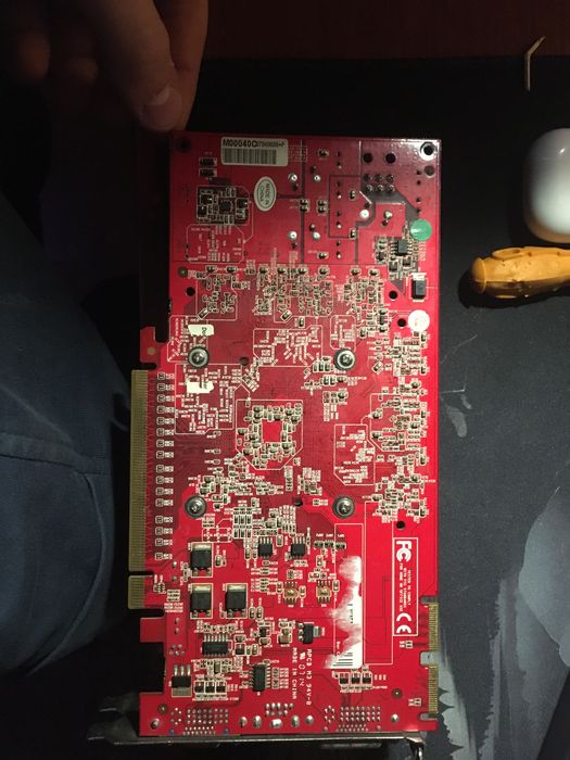 Radeon x1950 gt 512мб—Geforce 8600 gt 256mb