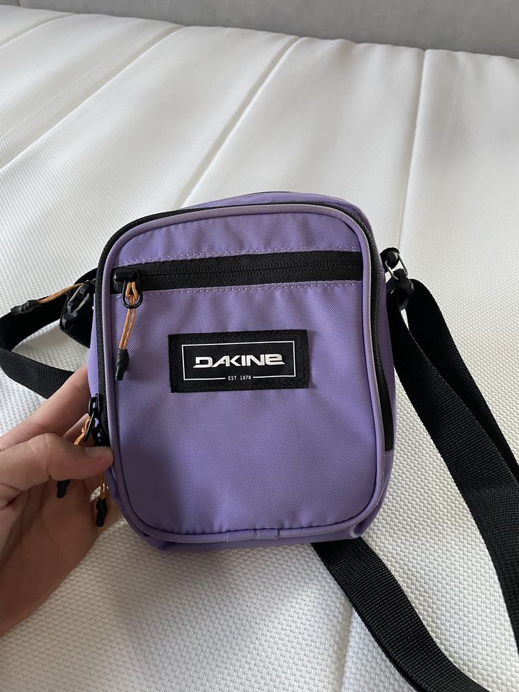 Bolsa Dakine Nova