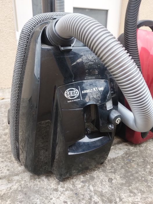 Продам пилососи привезені з Німеччини!