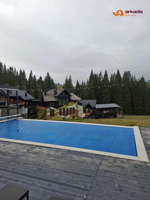 Продаж елітного котеджного комплексу у Карпатах!