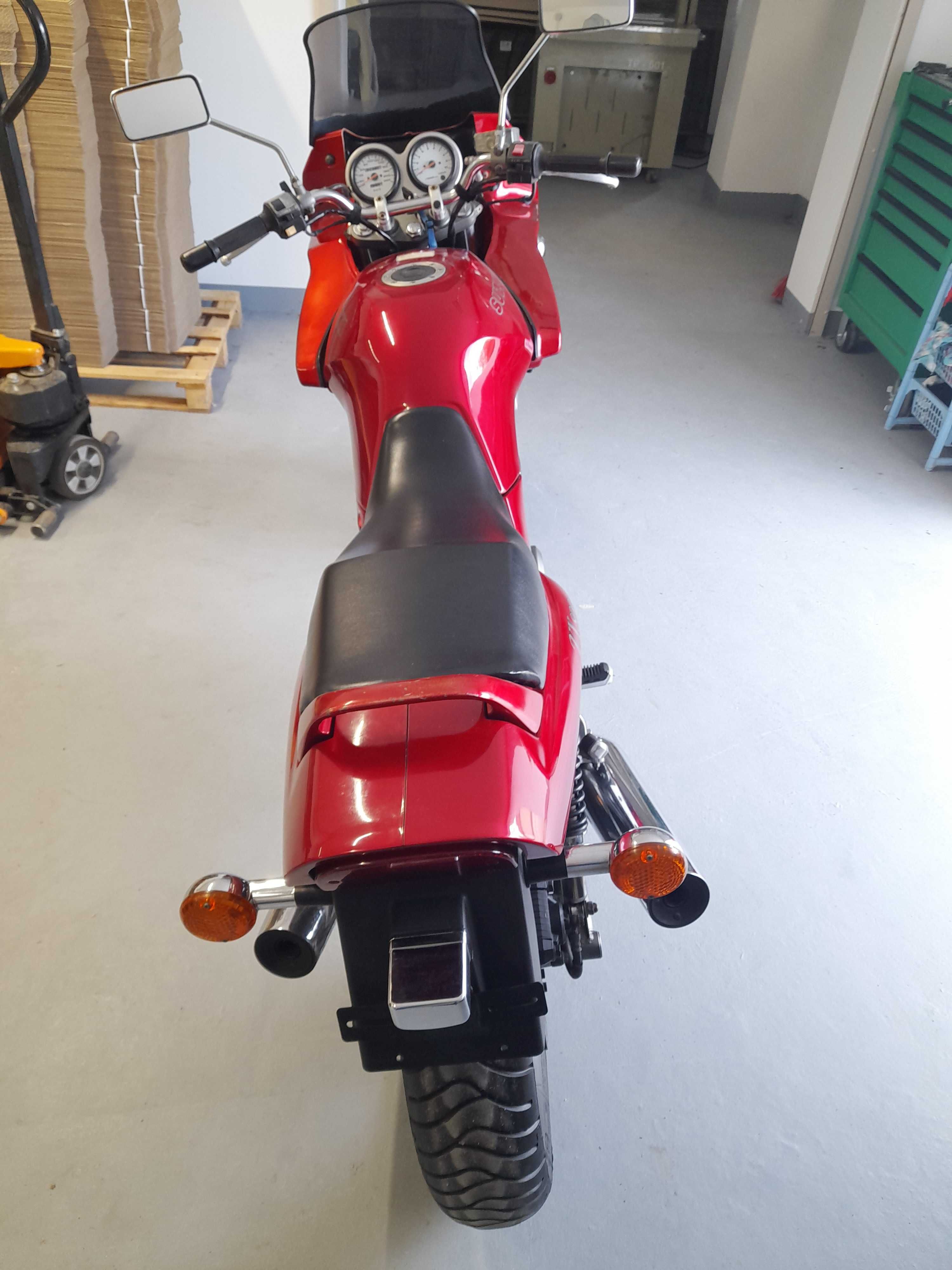 Sprzedam  Suzuki VX 800  W STANIE IDEALNYM.