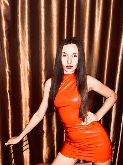 Червоне Шкіряне плаття розмір s