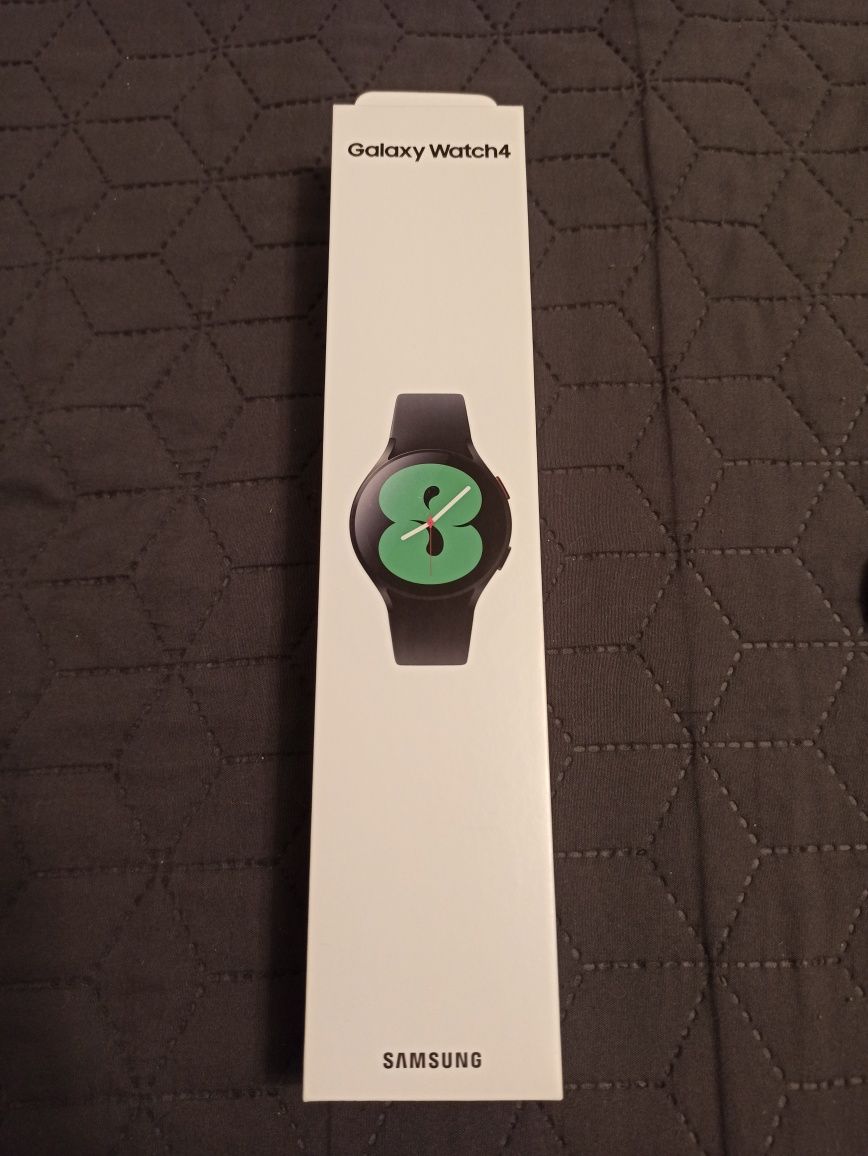 Смарт годиннк Samsung Galaxy Watch 4