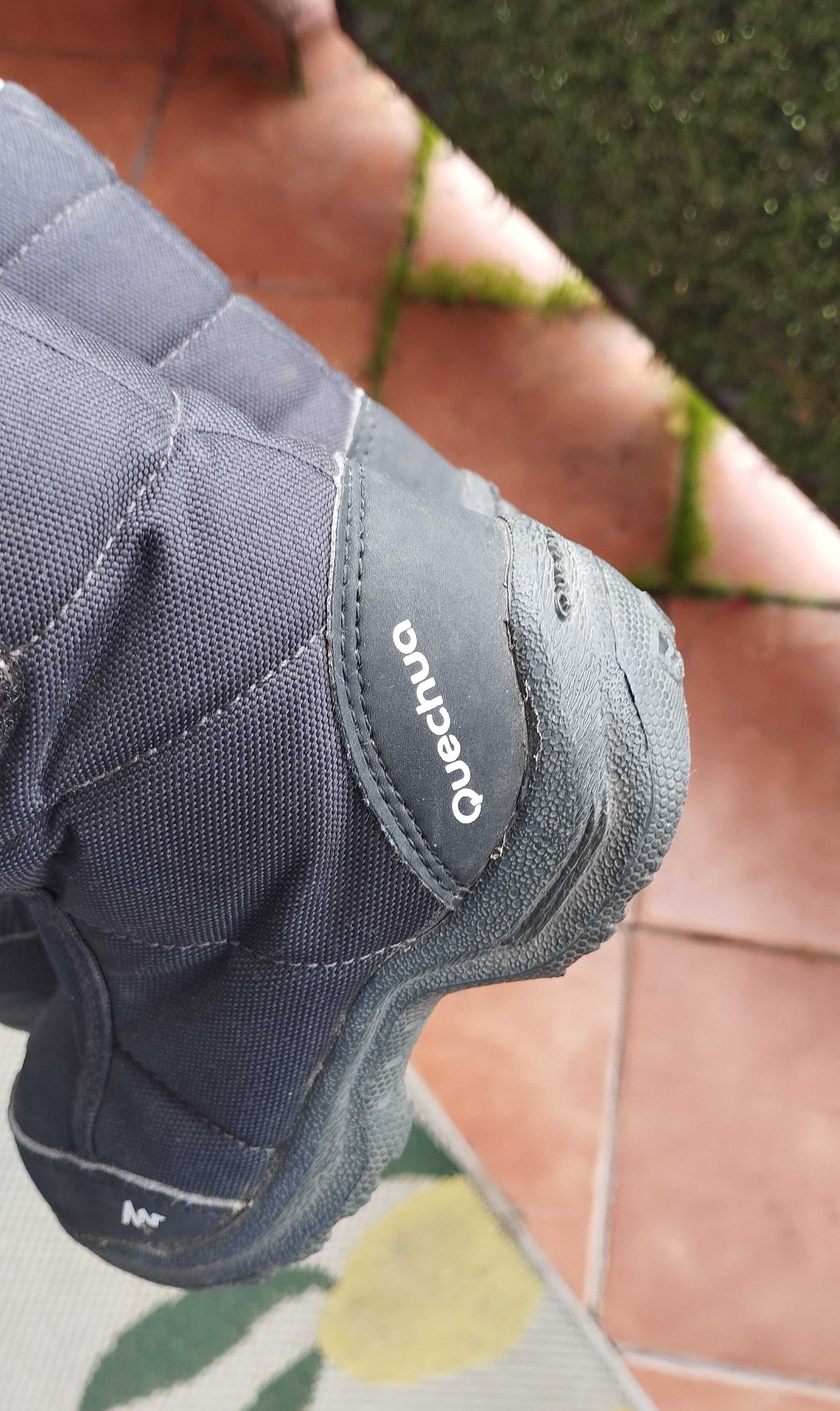 Decatlon, Quechua, waterproof essensole, buty zimowe dziecko rozm. 25