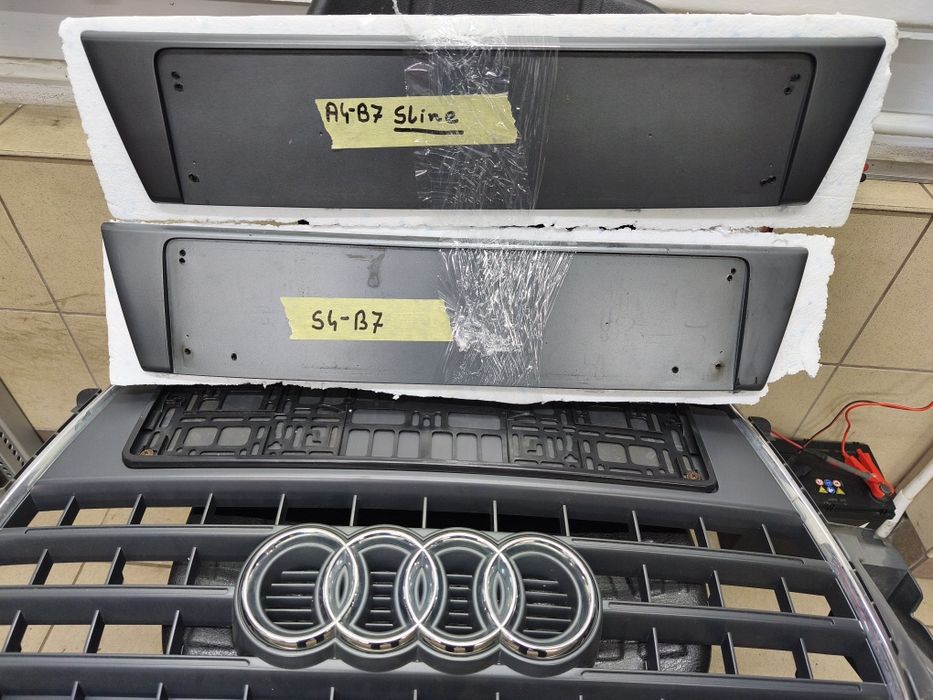 Blenda ramka tablicy rejestracyjnej audi a4 S4 RS4  b7 S-Line