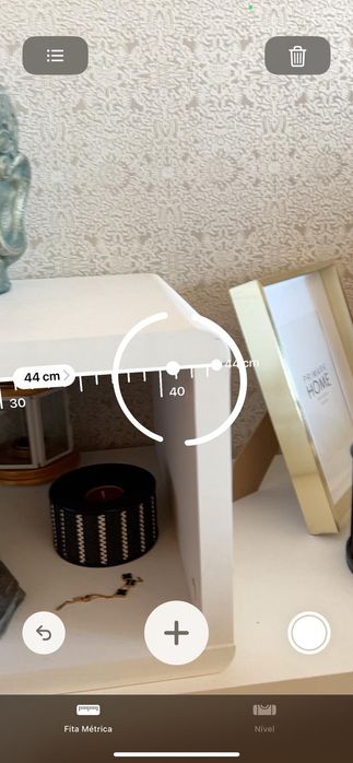 Mesa de cabeceira muito bom estado