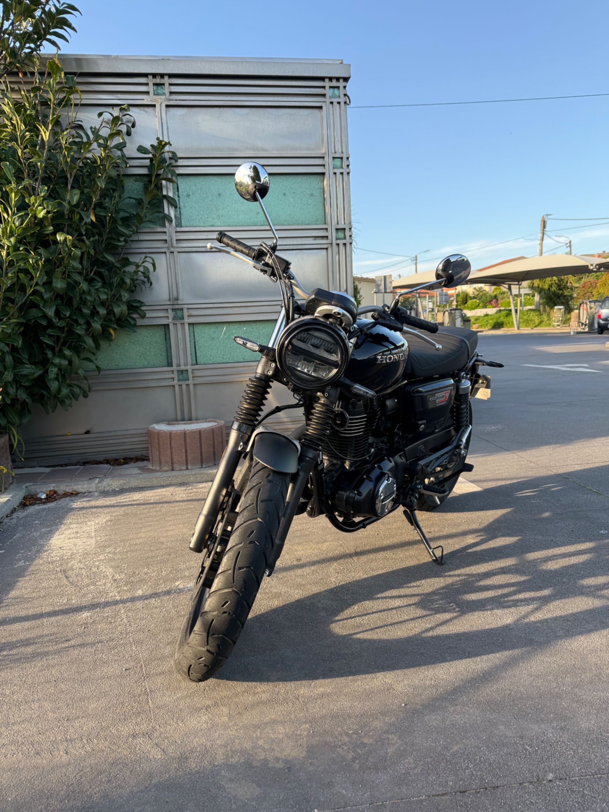 Honda GB350s - preta