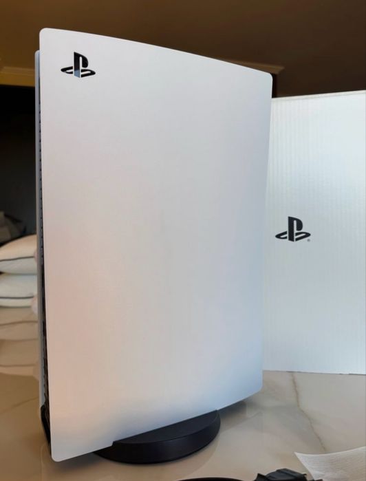 PlayStation 5 Digital Edition — Com Caixa!