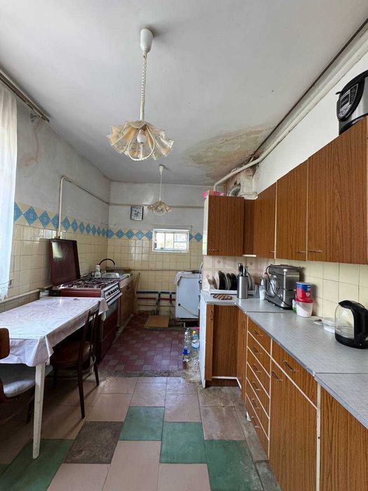 Будинок під реконструкцію Басівкутська    68000