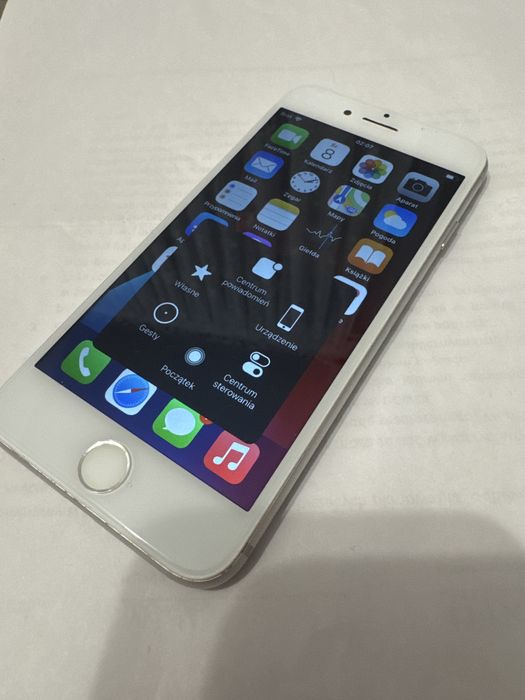 Iphone 8 64 gb white piękny