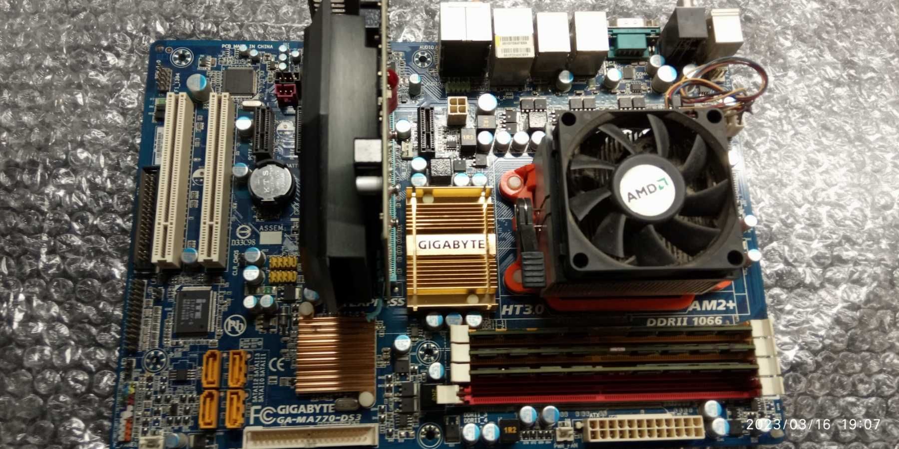 Комплект Gigabyte GA-MA770-DS3, Athlon 2 ядра, GT 640, 6GB оперативки