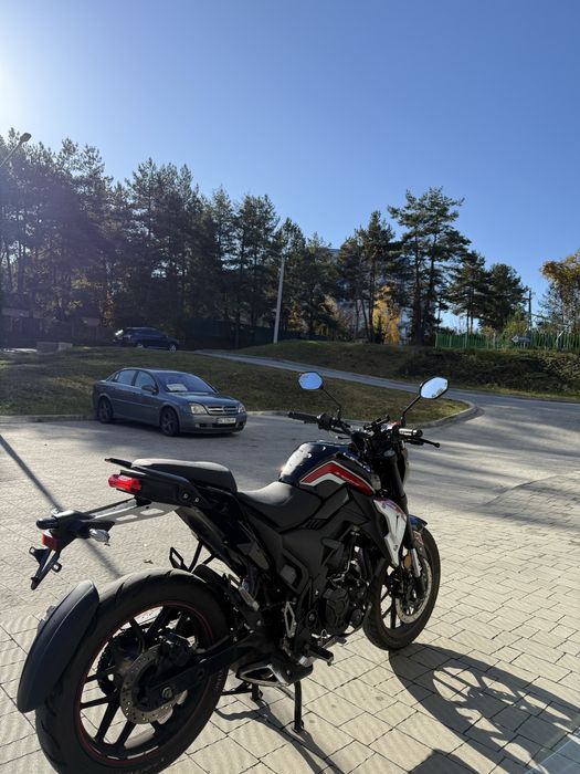 Продам ліфан ср 220