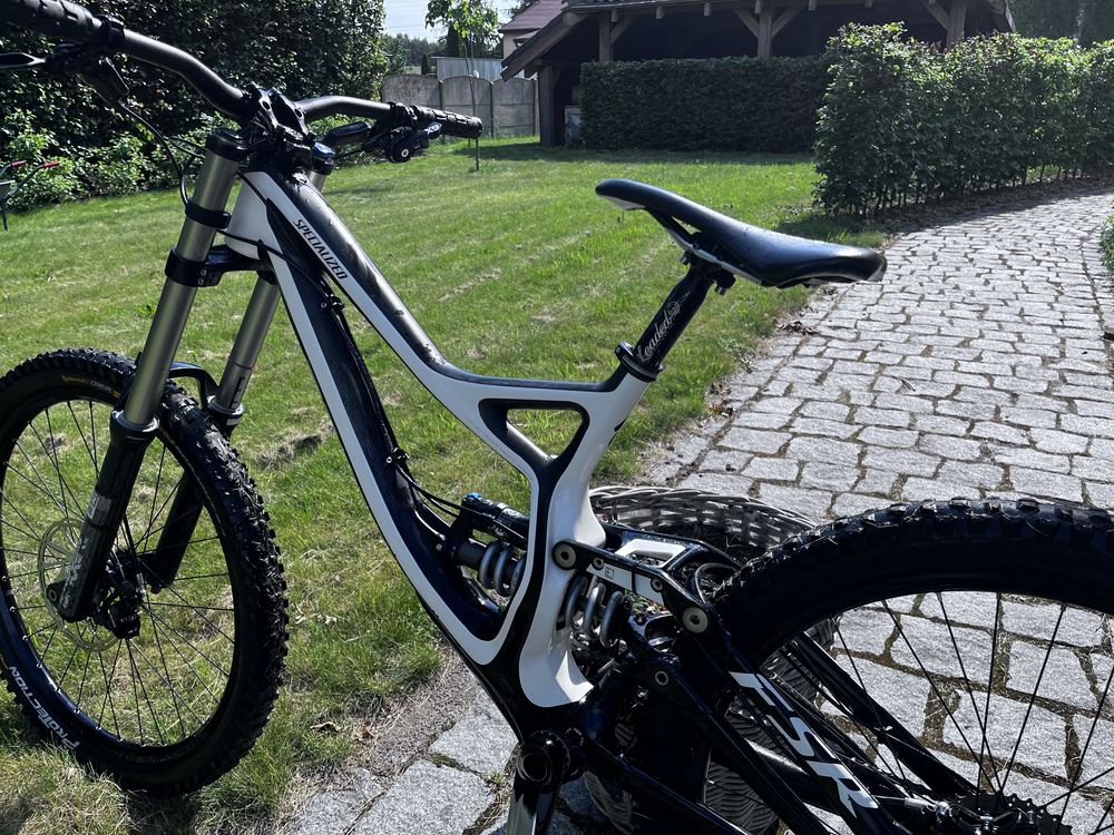 Specialized Demo 8