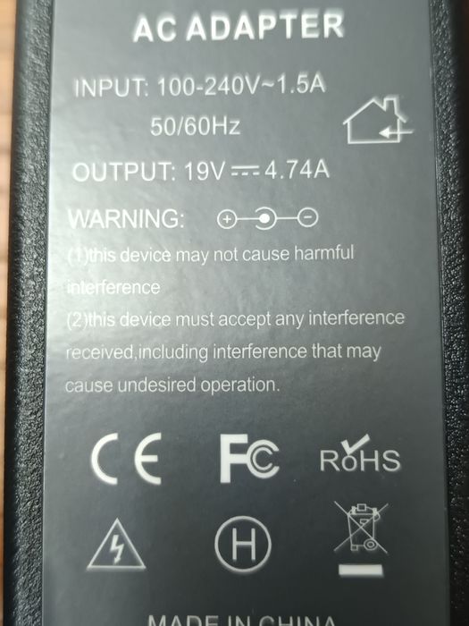 Carregador de portátil HP pavilium