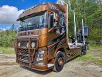 Volvo FH750  Volvo FH 750 2018 Epsilon m110 drewna lasu