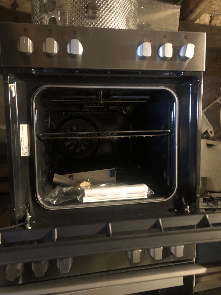Piekarnik pod zabidowe Electrolux Leonard