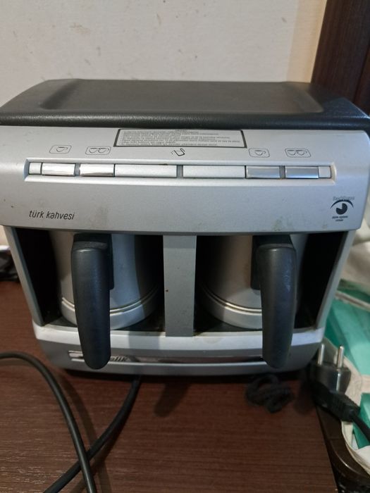 Кофемашина в хорошем состоянии