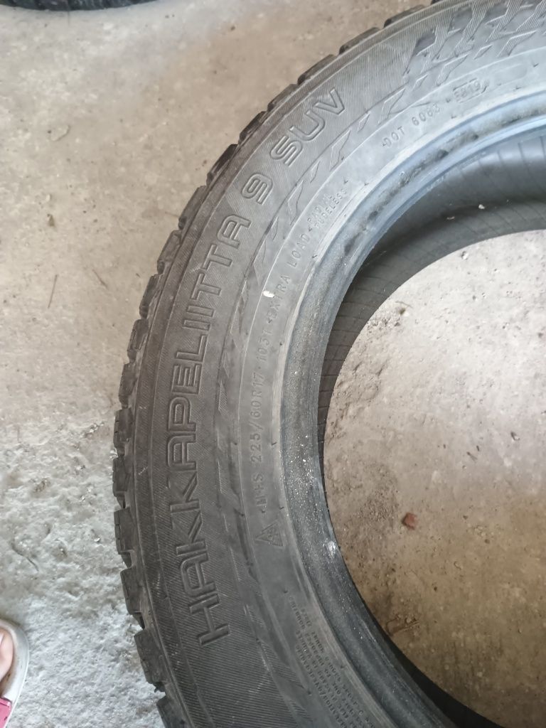 Opony  225/60 R17 HAkkapeliitta 9 Suv 2019