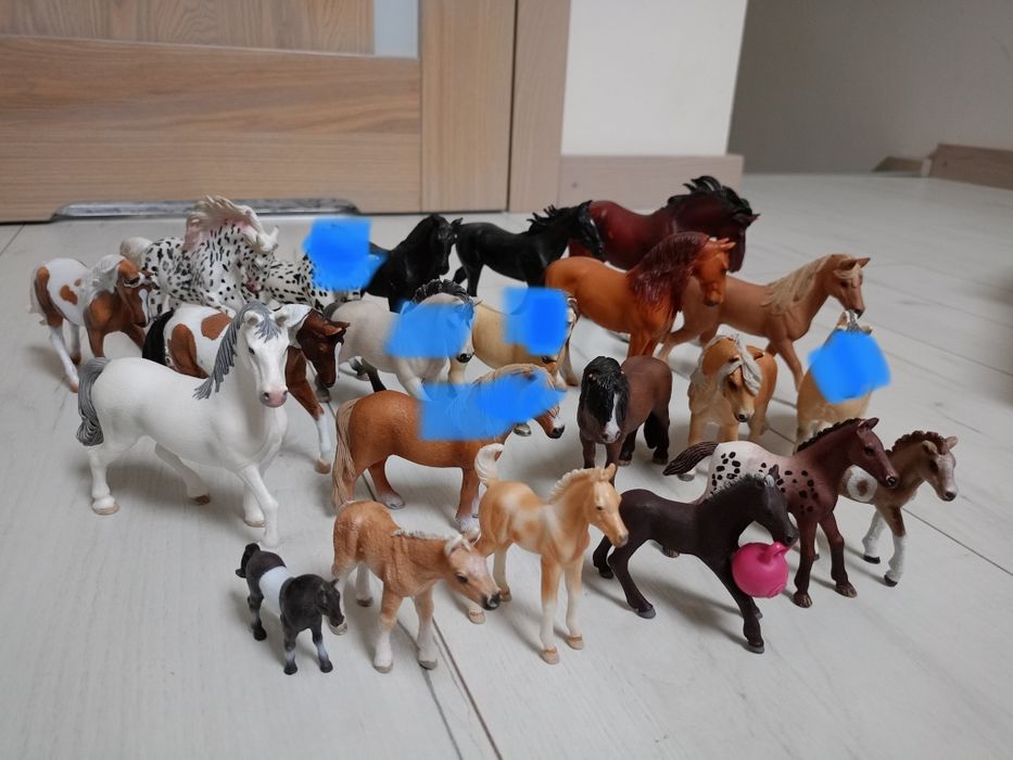 Konie Figurki koni Schleich & Collecta