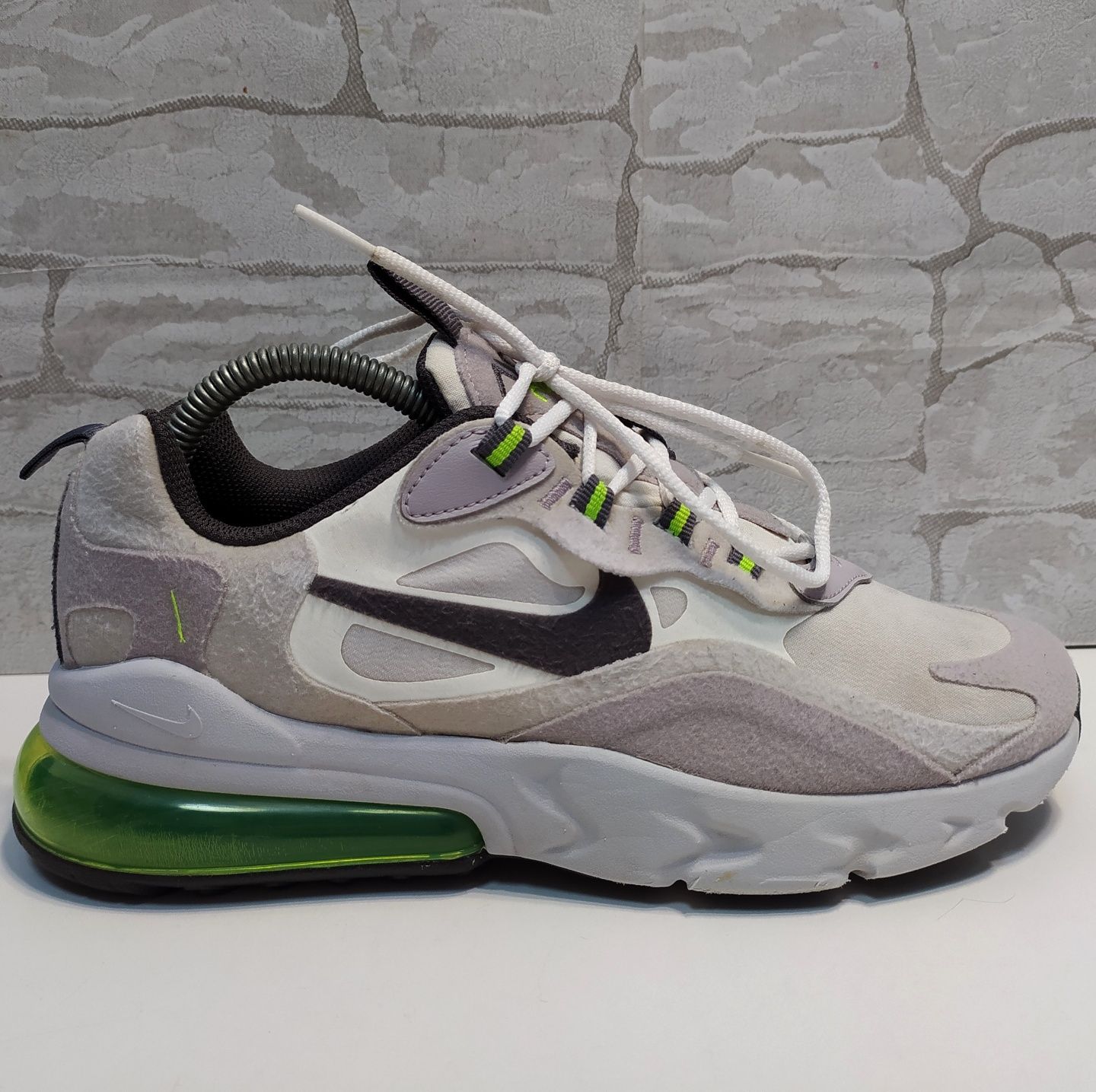 кросівки Nike Air Max 270 React  38.5 р