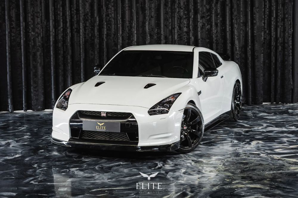 Nissan GT-R Premium Edition