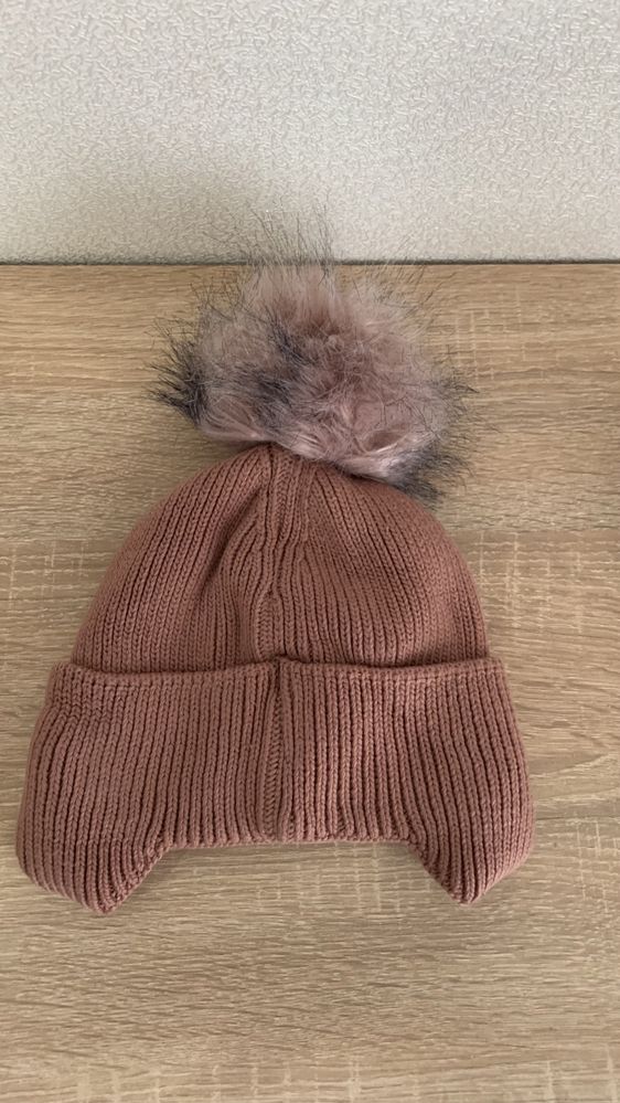 Продам зимнюю шапку для девочки Talvi размер 44-48