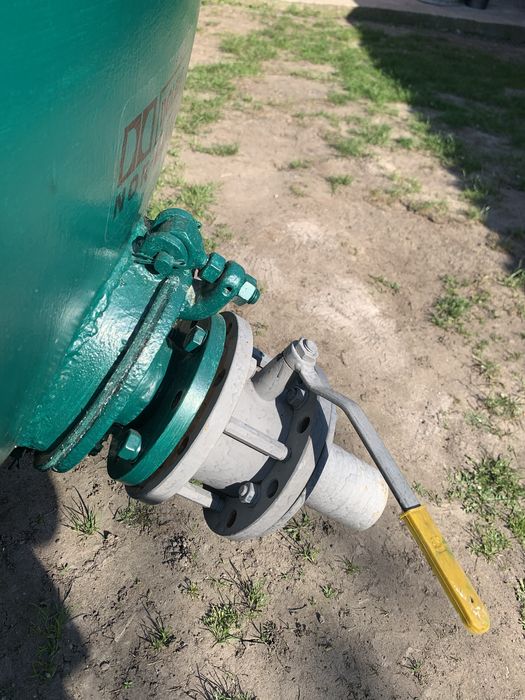 Продам бочку асенізаційну вакуумну 1.8Т