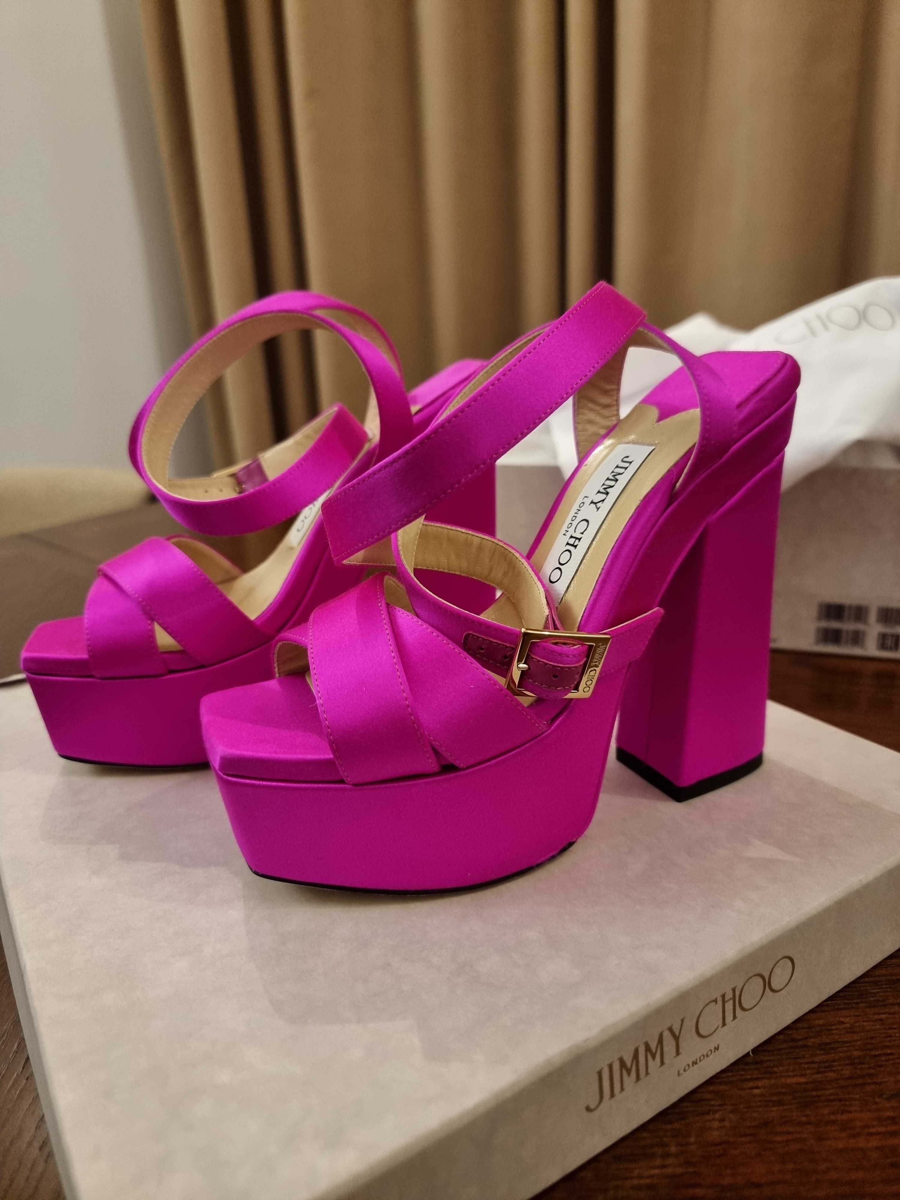 Jimmy Choo атласні босоніжки GAIA 140 на платформі кольору FUCHSIA