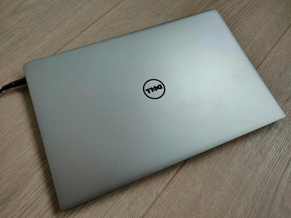 Dell XPS 9360 Touchscreen 1080p