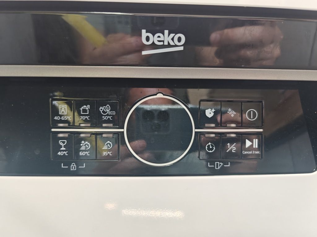 Máquina de Lavar Loiça BEKO BDFN26530W HygieneShield (15 Conjuntos - 5