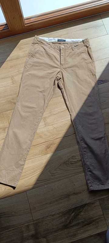 Jeansy Top Secret