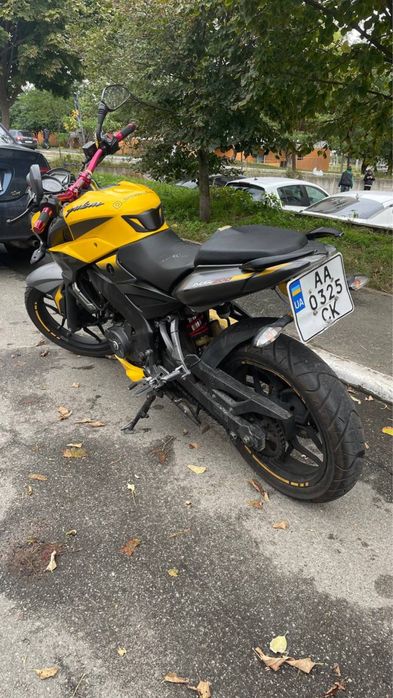 Продаю Bajaj pulsar NS200