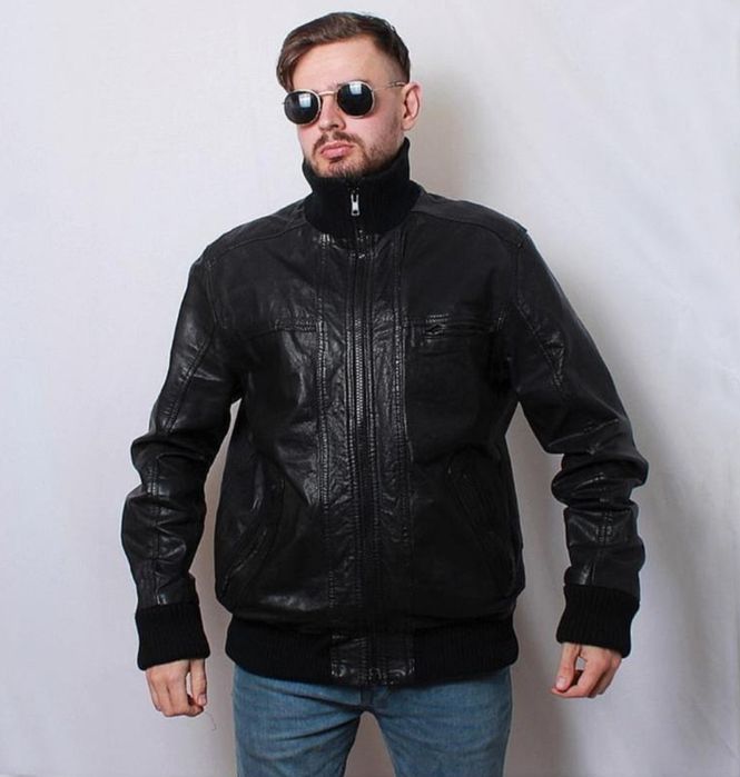 Куртка бомбер шкіряна jack & jones чорна