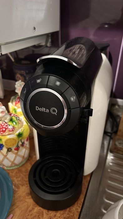 Капсульна кавомашина DELTA Q