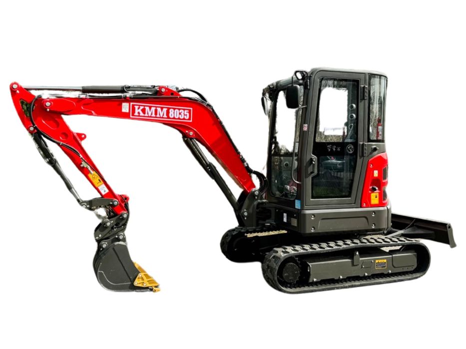 Koparka Kubota 3,5 tony osprzęt, kabina, klima, hydrauliczne złącze