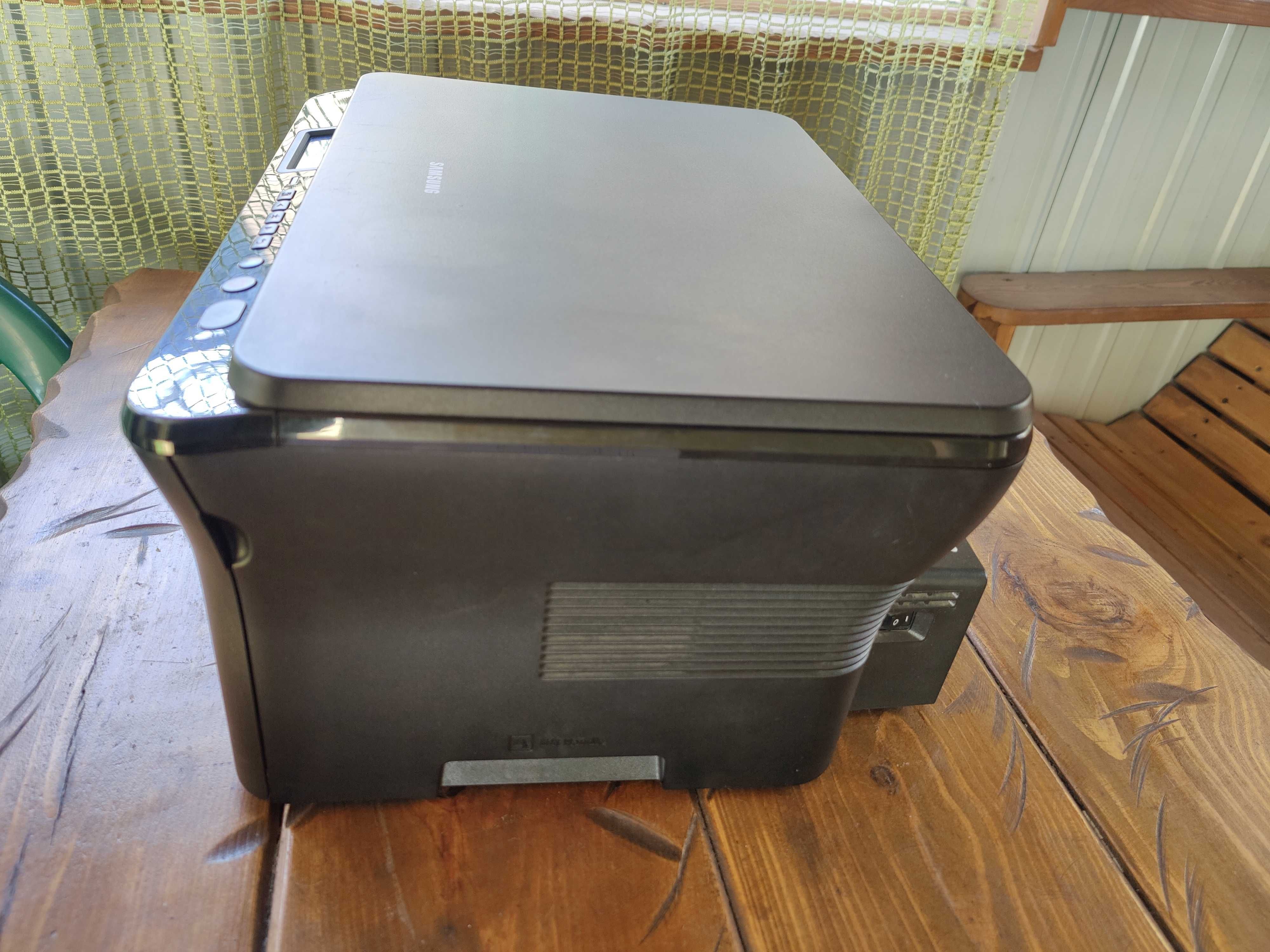 Продам МФУ Samsung SCX-4300