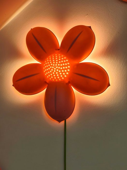 Kwiatek różowy ikea