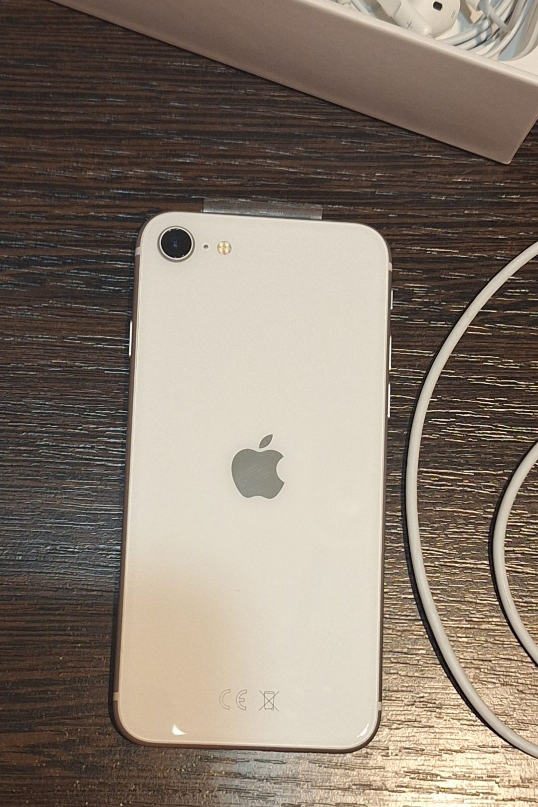 iPhone SE 2020 (white/biały)