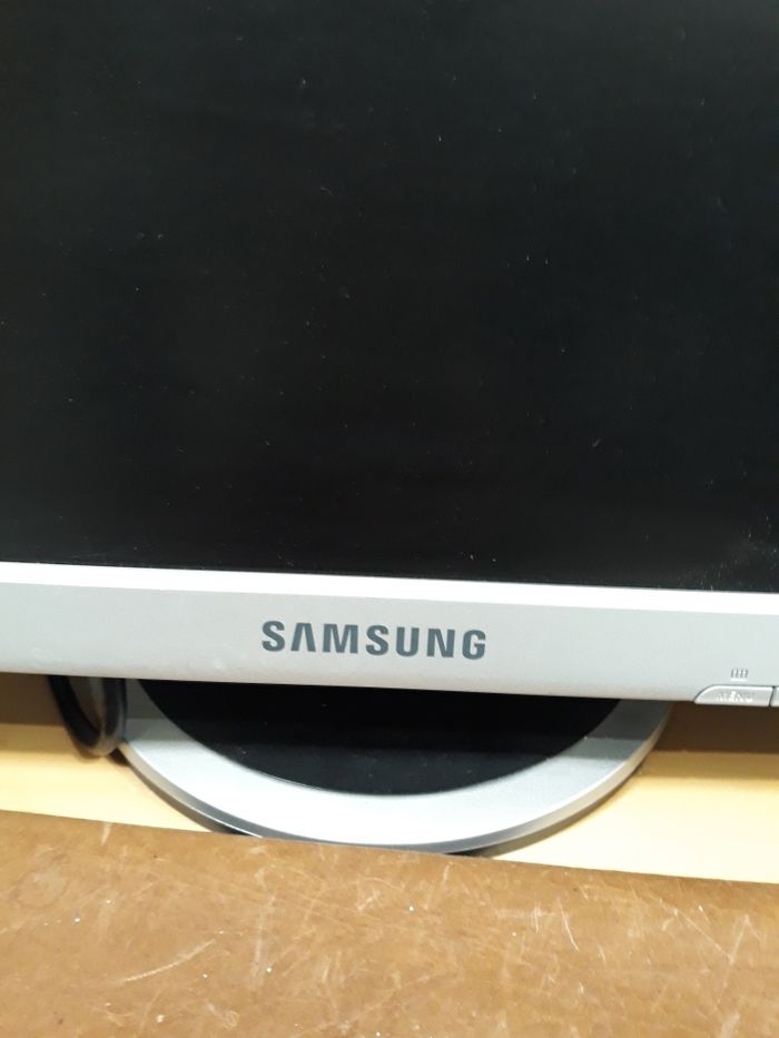 Vendo Monitor Samsung