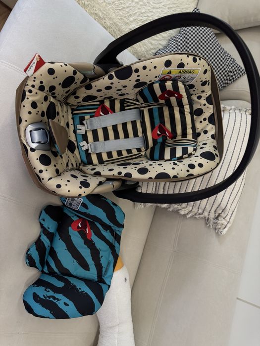 Автокрісло Cloud T i-Size by Karolina Kurkova