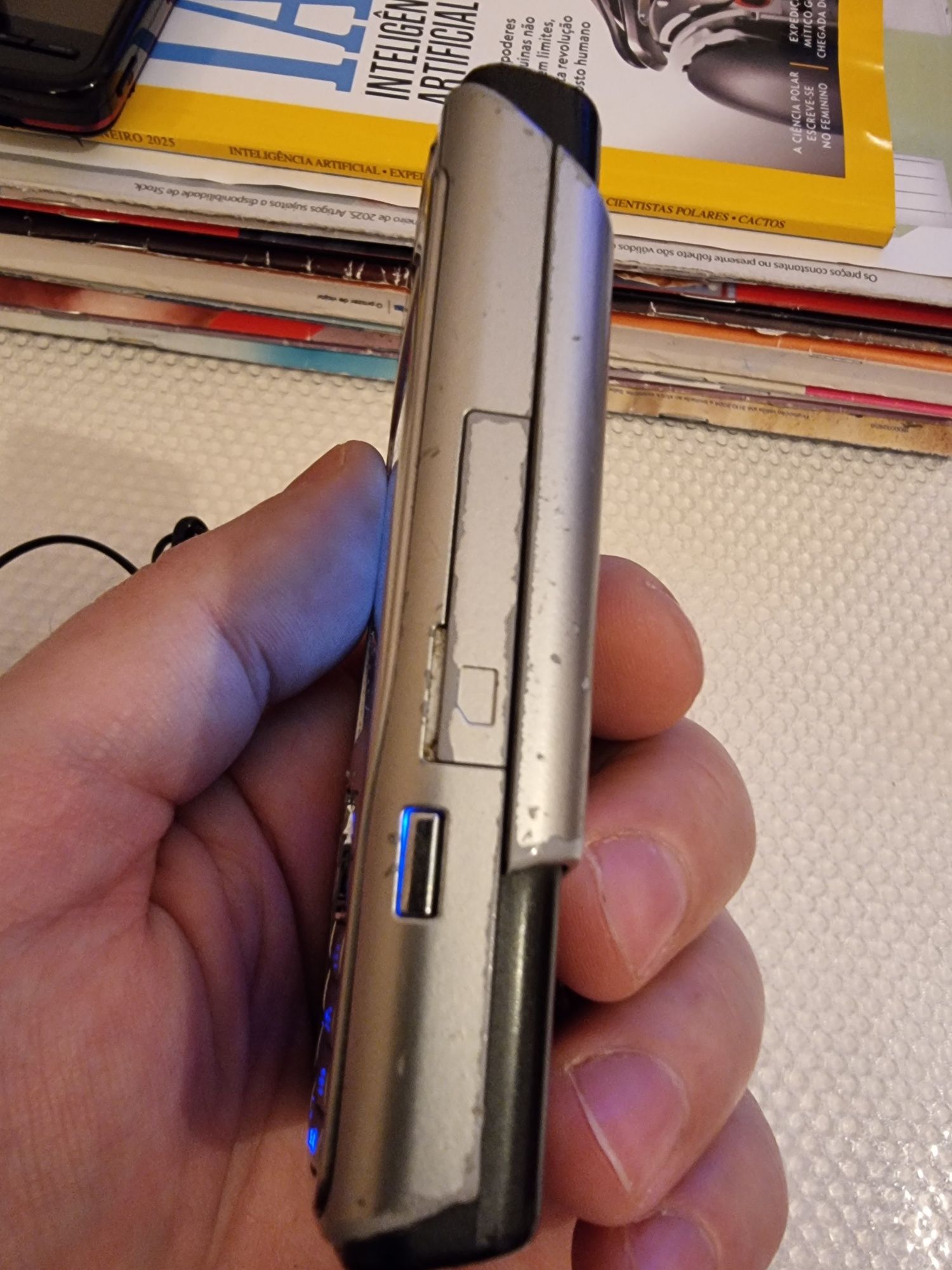 Nokia N70 vai com carregador original